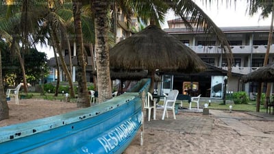 Oasey Beach Hotel