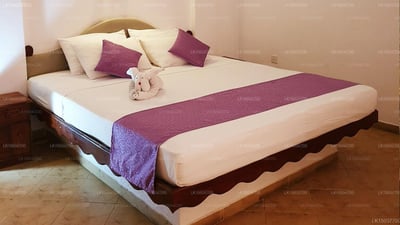 Oasey Beach Hotel