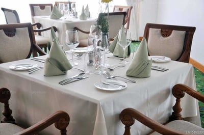 Araliya Green Hills Hotel