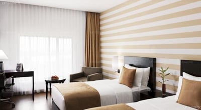 Gateway Airport Garden Hotel