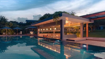 Doubletree by Hilton Weerawila