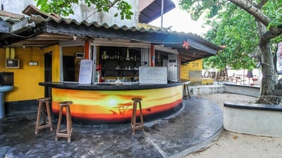 Sea View Beach Hotel And Restaurant
