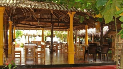 Rupas Beach Hotel, Arugum Bay