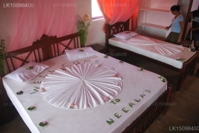 Neela's Guest House & Beach Restaurant