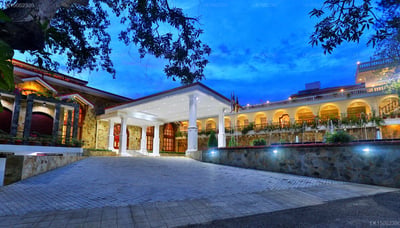 Centauria Lake Resort