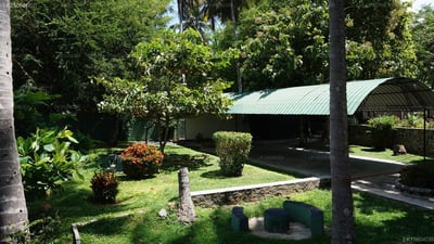 Lake Side Tourist Inn