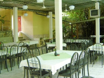 Field View Holiday Resort Hotel