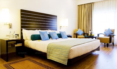 Gateway Airport Garden Hotel