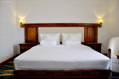 Araliya Green Hills Hotel