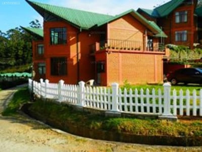 HW Holiday Resort