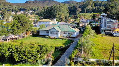 The Queensburry City Hotel