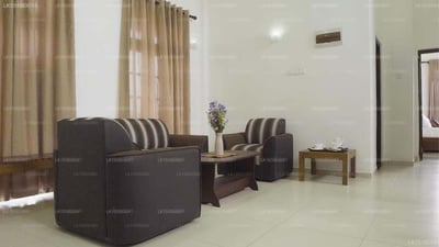Highland Breeze Hotel