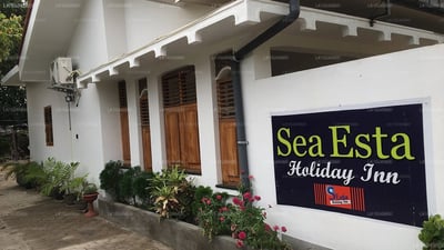 Sea Esta Holiday Inn