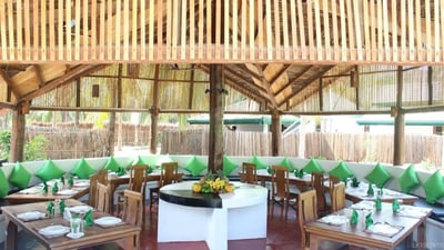 Ilanthiadiya Beach Hotel