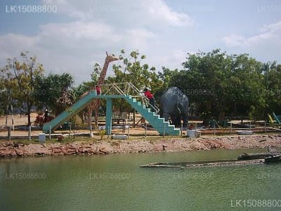 Taniya Hotel