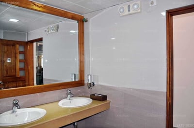 Araliya Green Hills Hotel