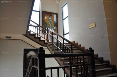 Earl's Regency