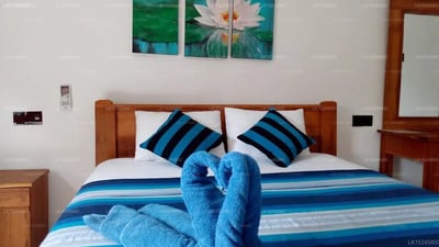 Sea Esta Holiday Inn