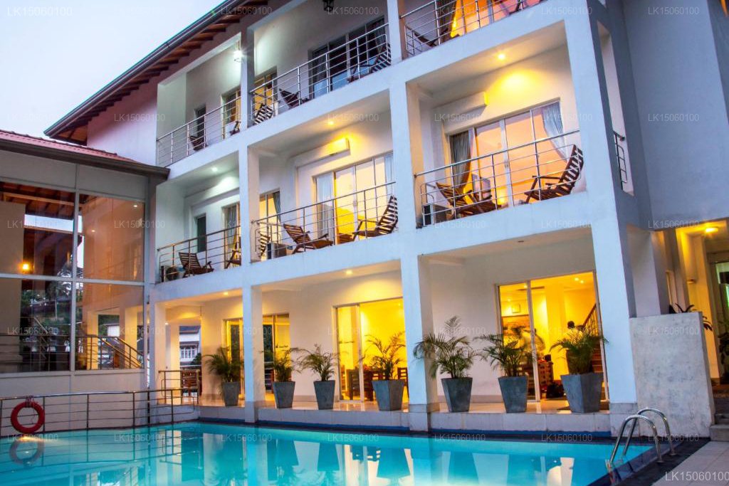 Senani Hotel