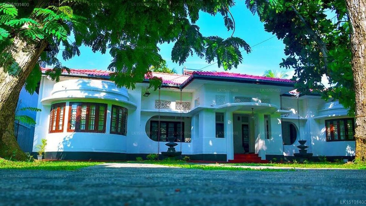 Villa Karadiya