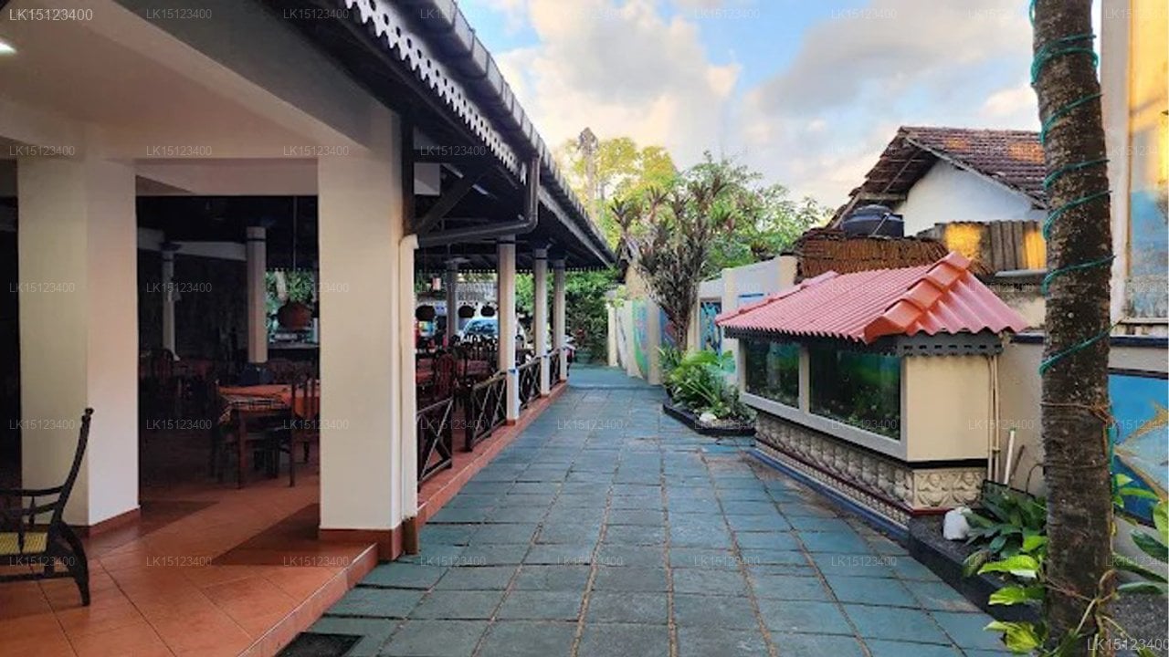 New Imperial Hotel