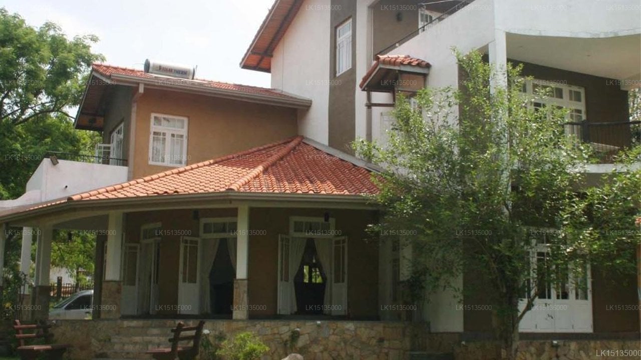 Kivga Holiday Home