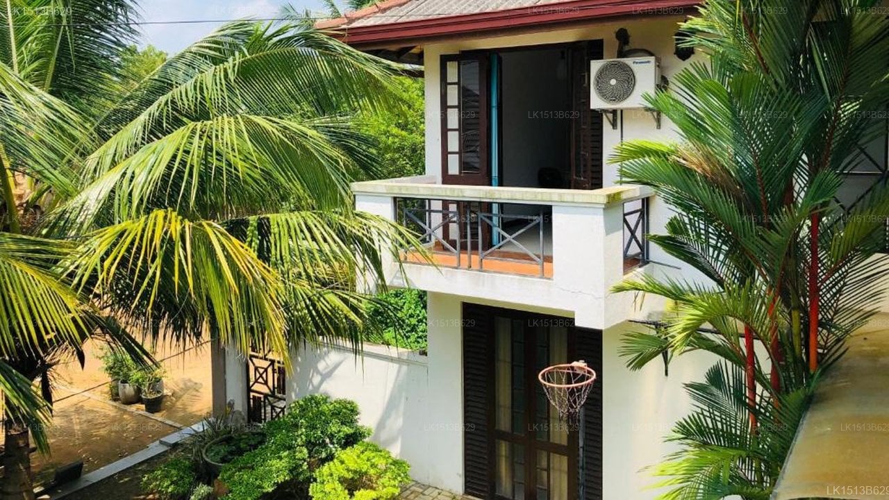Cinnamon Leaf villa