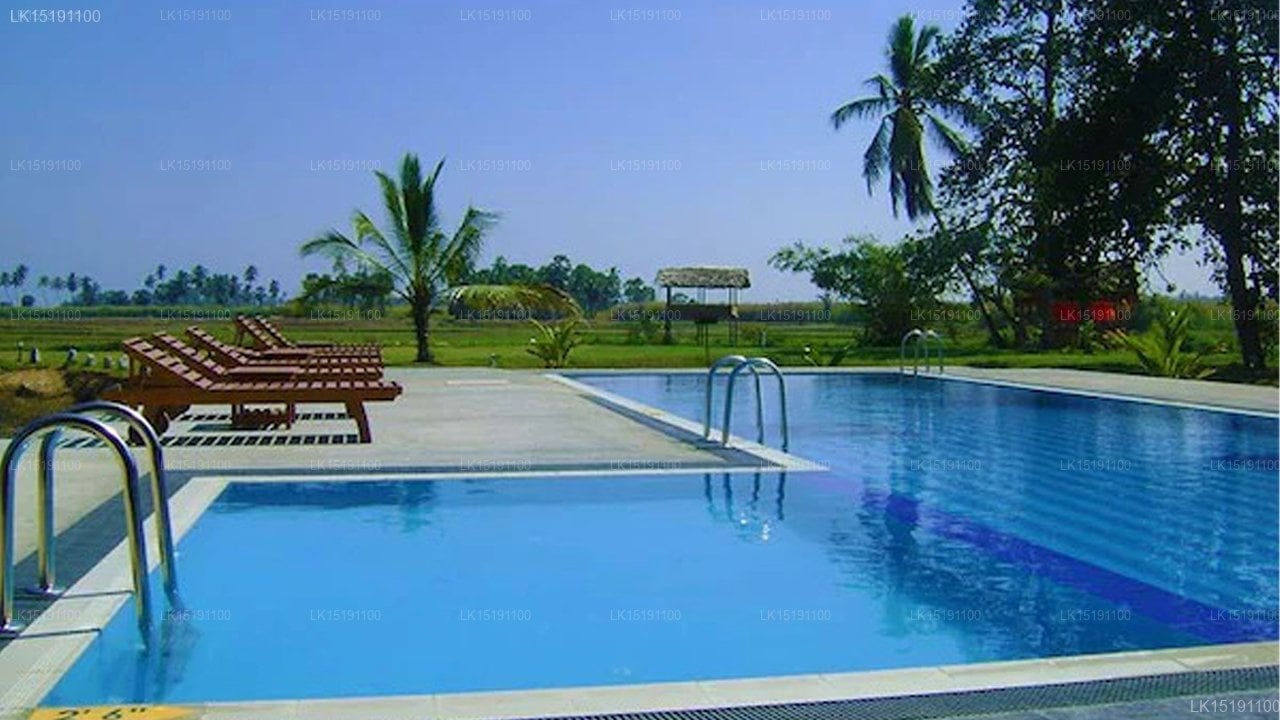 Thompukandam Village Resort