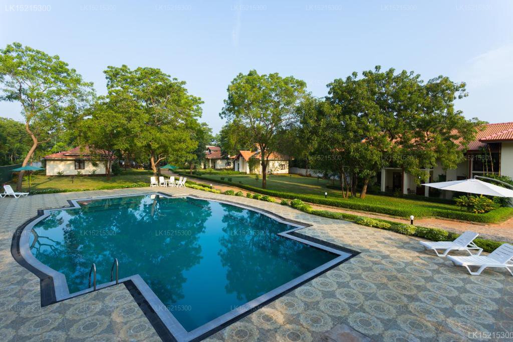 Chenra Hotel