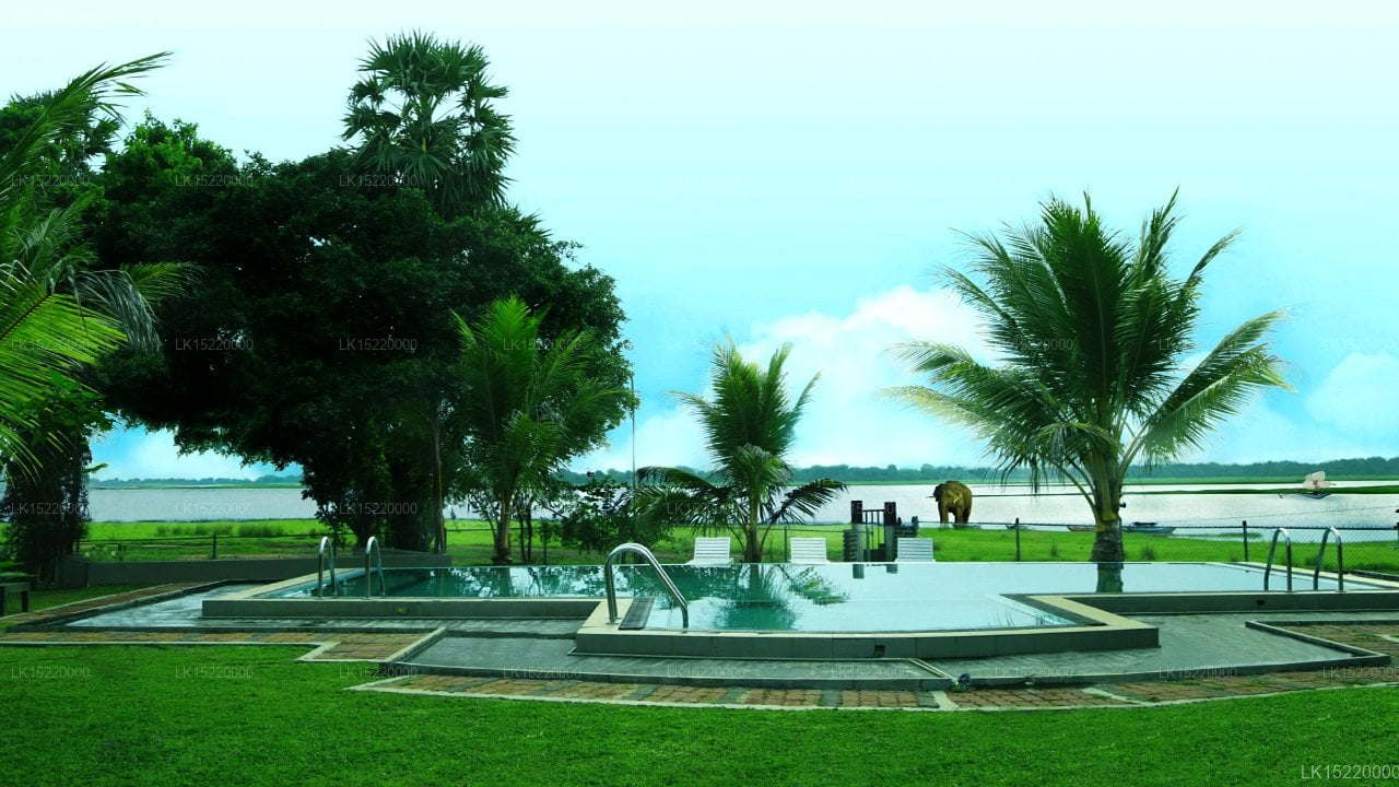 Hotel Lake Park