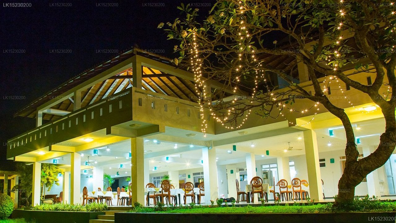 Riverside Araliya