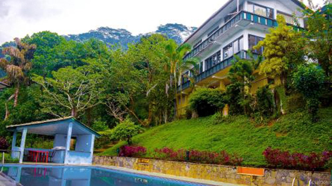 Brookside Resort by Earl's