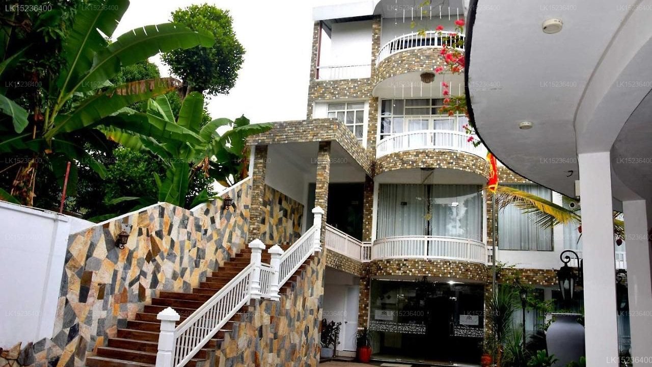 Grand Regency Hotel
