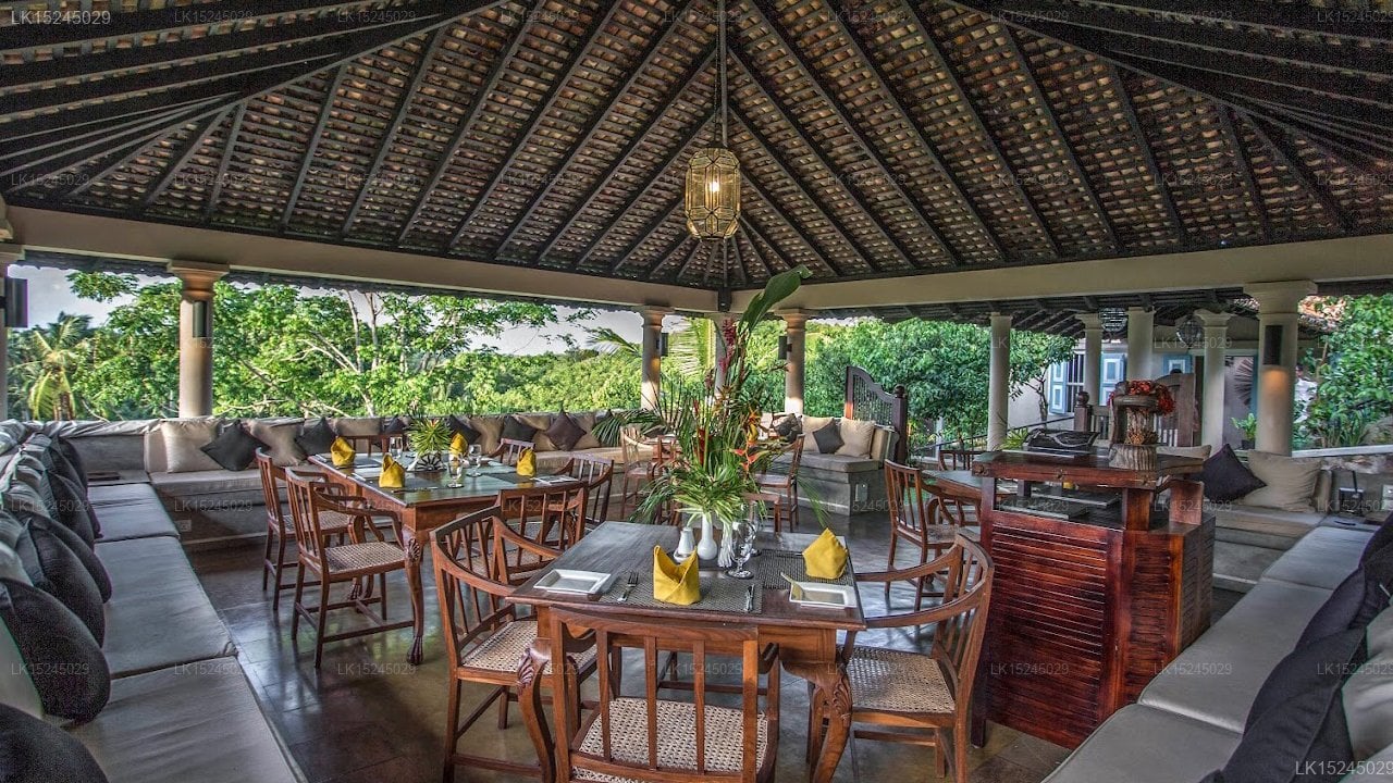 Villa Mayurana by Edwards Collection