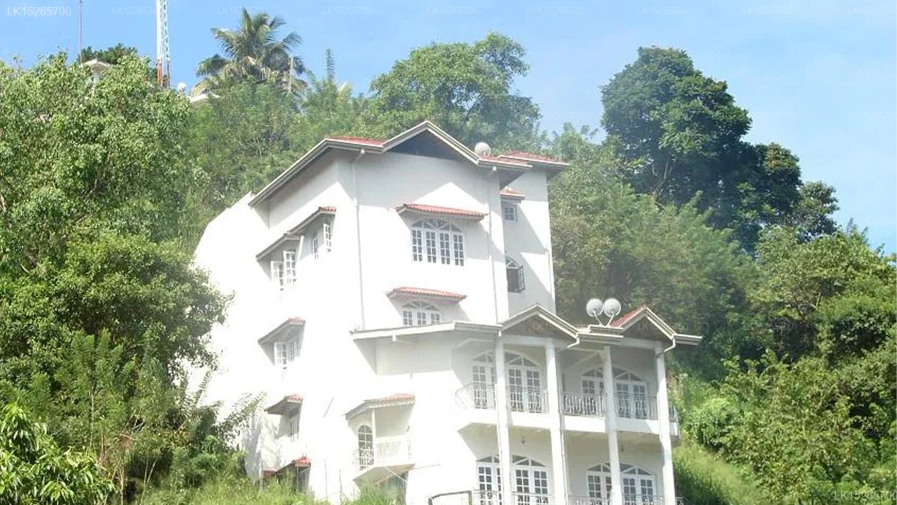 Kandyan Crown Hotel
