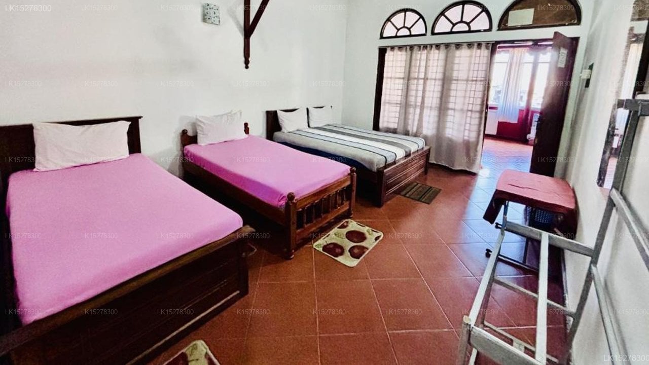 Kandyan Holiday Center