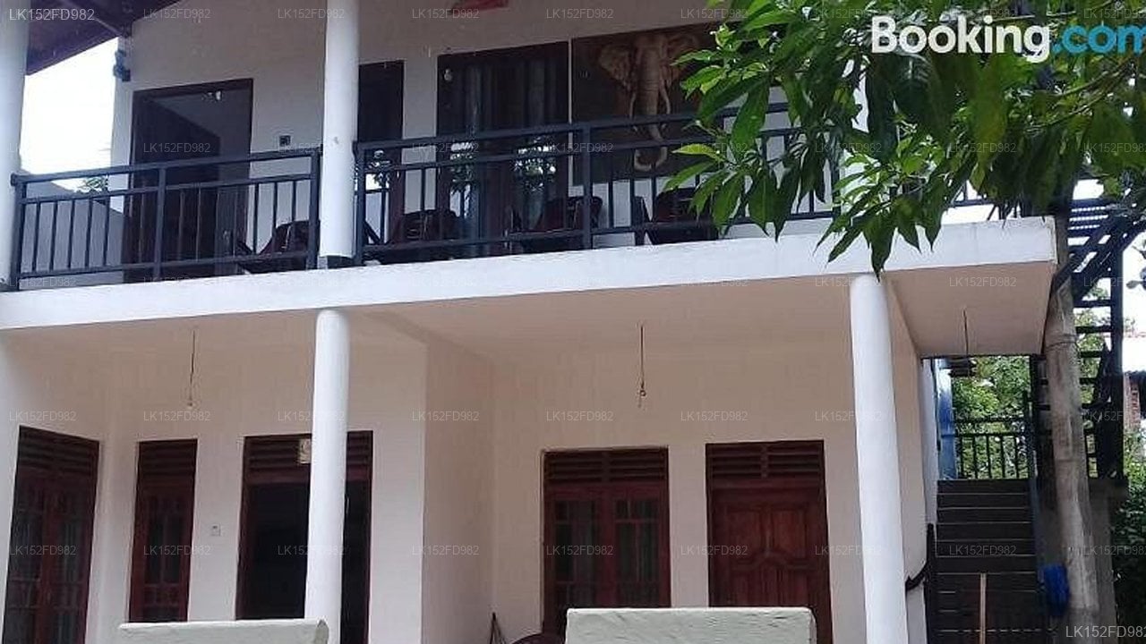 Wethmi Safari House