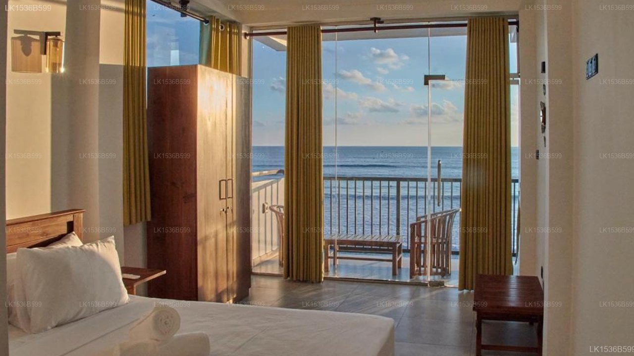 Kings Bay Beach Resort Galle
