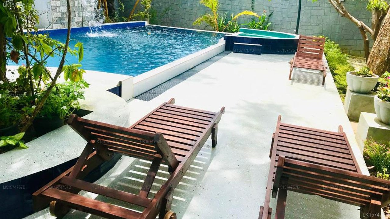 Bangalawa Resort