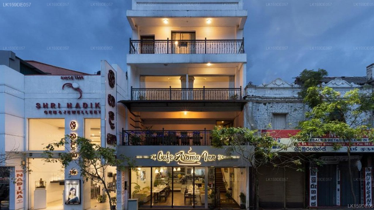 Cafe Aroma Inn