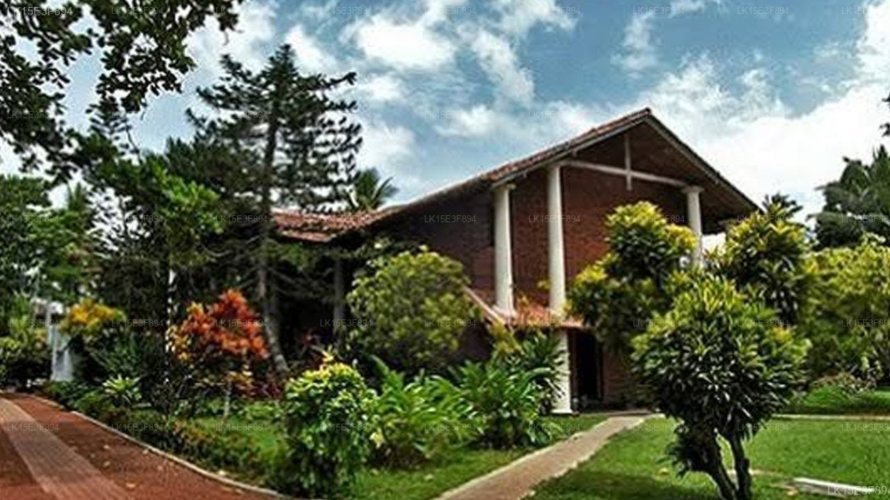 Rivi Ras Hotel