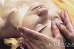 Ayurveda Head Oil Application