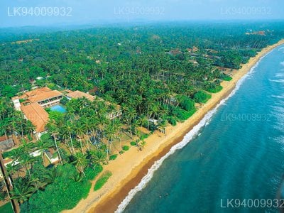 Calido Beach