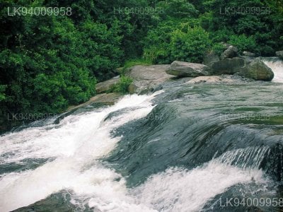 Asupini Ella Falls
