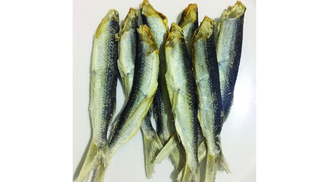 Lakpura® Dried Piyamasso (Flying Fish) 200g, Salted Dry Fish (Karawala)
