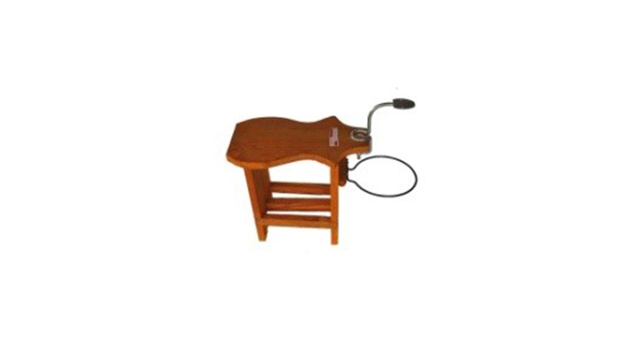 Navodya Coconut Scraper Bench (Large)