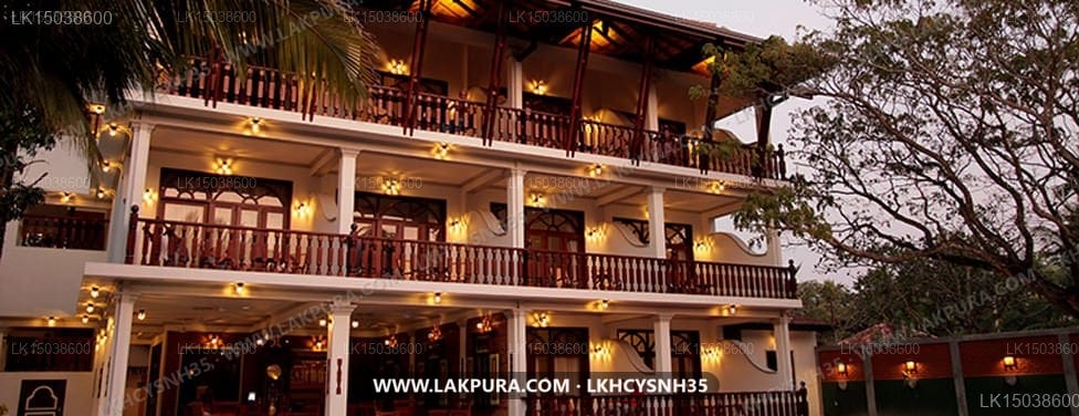 Wunderbar Beach Hotel