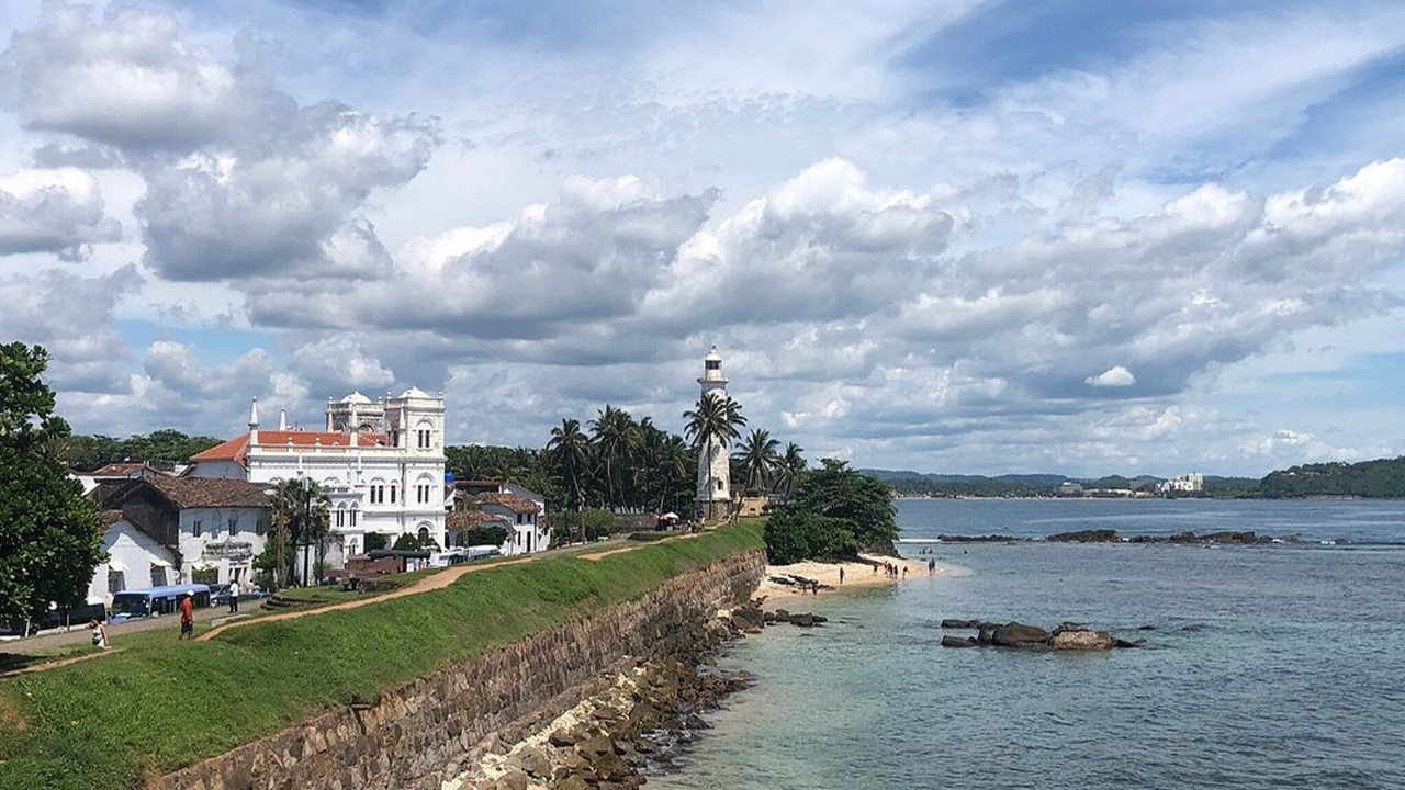 Galle Fort Guided Tour with Entrance Tickets
