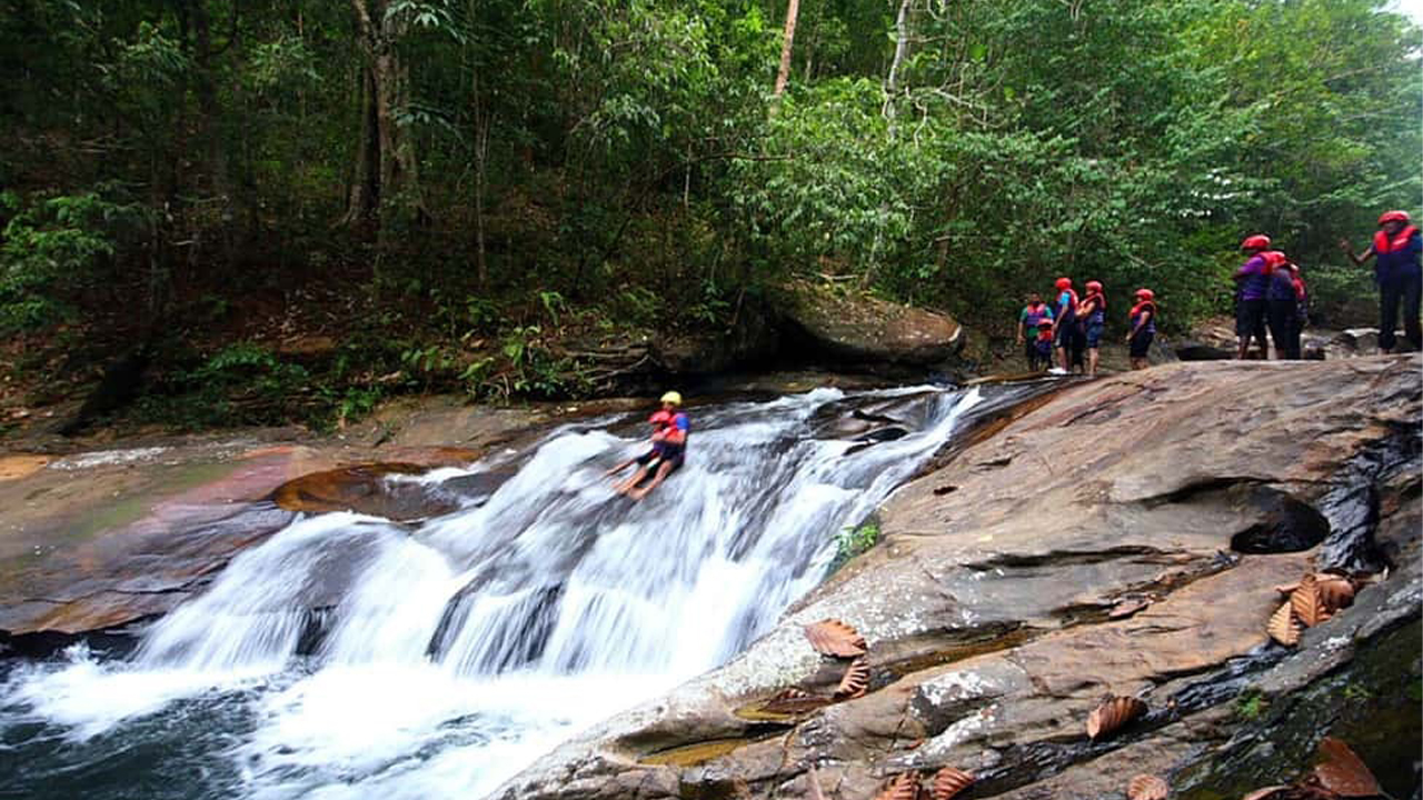 Kataran Oya Canyoning From Kitulgala City
