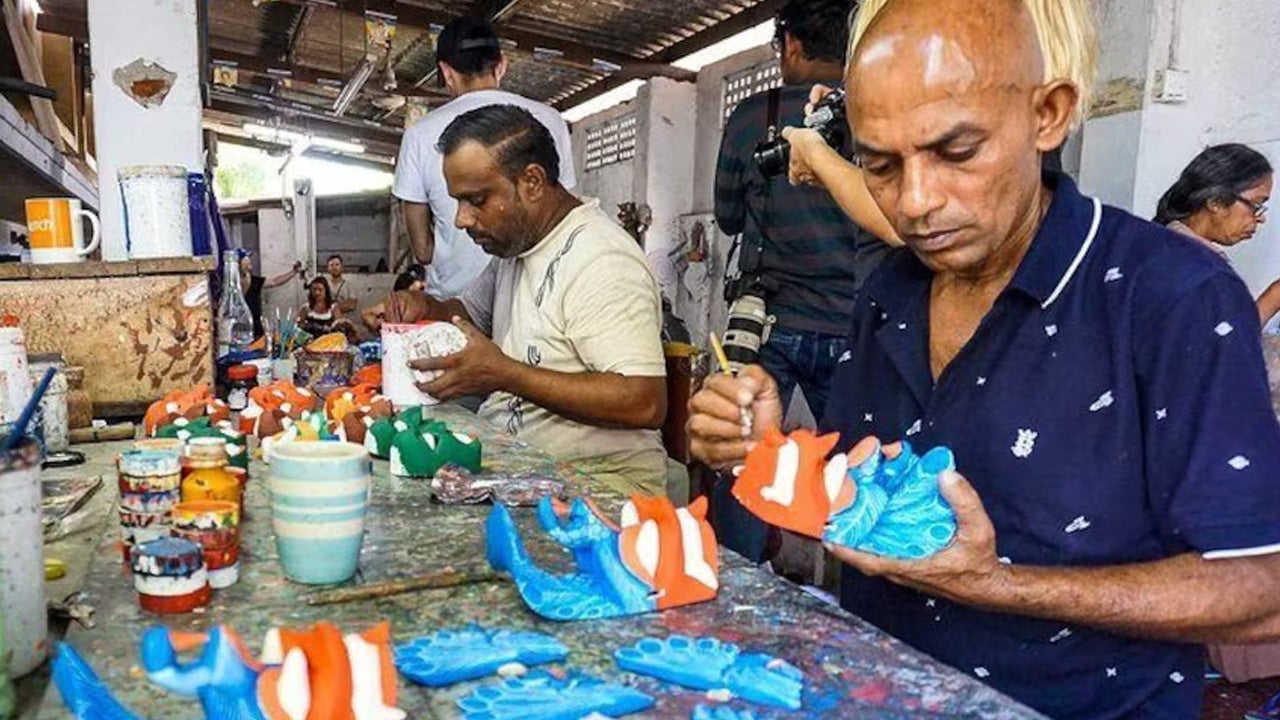 Mask Painting Tour from Ambalangoda City